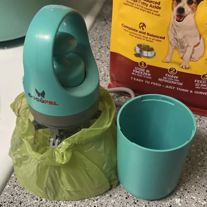 Say Goodbye To The Dreaded Poop Patrol: This <a Style="Display:inline;" Href="Https://Www.amazon.com/Ipetba-Portable-Scooper-Dispenser-Lightweight/Dp/B0c77txdms?pd_rd_w=kf1ki&content-ID=amzn1.sym.42aa4ac9-41cf-40f2-844a-256751b93dbf&pf_rd_p=42aa4ac9-41cf-40f2-844a-256751b93dbf&pf_rd_r=92ph8d4q1ke7ts3cpmye&pd_rd_wg=qqli8&pd_rd_r=ff555d6e-Dea3-42f2-920e-B9c377e08a91&pd_rd_i=b0c77txdms&th=1&linkcode=ll1&tag=bppanther-20&linkid=dbee21acfad75e9848bc9fe7af5ede3c&language=en_us&ref_=as_li_ss_tl" Target="_blank"><span Style="Font: Inherit; Color: #d74b1f;"> Pooper Scooper</Span> Makes It A Breeze