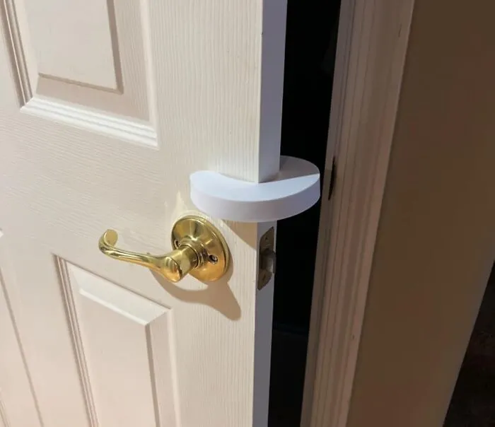  <a Style="Display:inline;" Href="Https://Www.amazon.com/Wittle-Finger-Pinch-Guard-Proofing/Dp/B0199jmet2?ie=utf8&linkcode=ll1&tag=bpfox-20&linkid=f18686be4de2a4afd86a299056b94d3b&language=en_us&ref_=as_li_ss_tl" Target="_blank"><span Style="Font: Inherit; Color: #d74b1f;"> Door Pinch Guard</Span>: Because Ouchies Aren't On The Family To-Do List
