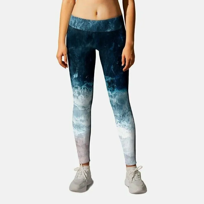  Find Your Sea Legs With These <span Style="Font: Inherit; Color: #d74b1f;"> Blue Ocean Leggings</Span>