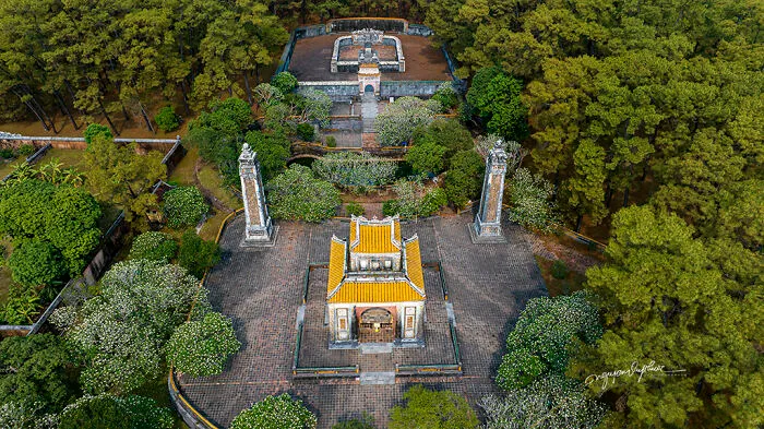 “Eternal Homes”: I Photographed Tombs In Vietnam From Above (39 Pics)
