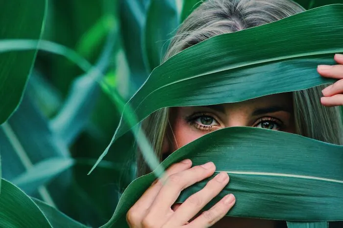 31 Truly Strange And Hilariously Cringe First Messages From The Universe Of Dating Apps