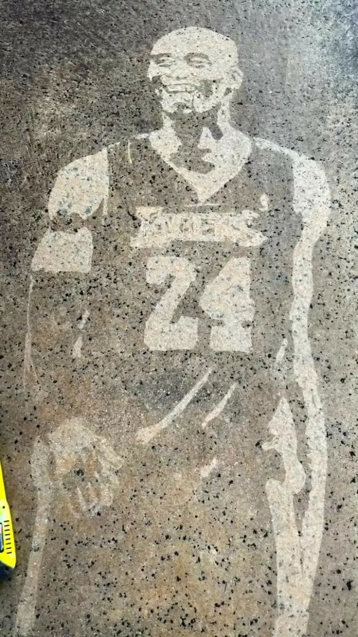This Guy Used A Pressure Washer To Create Art On The Street, And Here Are His 43 Best Works