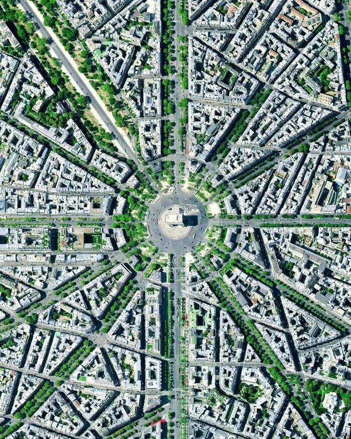 Arc De Triomphe, Paris, France