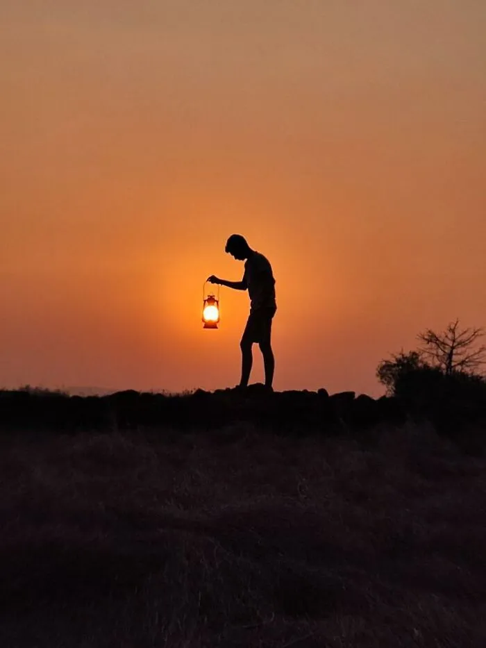 Golden Hour Gems: Aaditya Bhat’s Stunning Sunset Photo Stories (20 New Pics)
