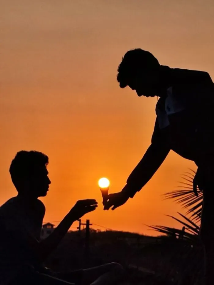 Golden Hour Gems: Aaditya Bhat’s Stunning Sunset Photo Stories (20 New Pics)