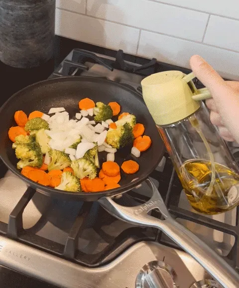 Spray Or Drizzle, This   <a Style="Display:inline;" Href="Https://Www.amazon.com/Trendplain-16oz-Dispenser-Bottle-Kitchen/Dp/B0cjf94m8j?dib=eyj2ijoimsj9.zi-Ki_umgq4v3qkwrlqfkpurxz9e-Y4gvvyamqmpxd25wydvlu9b6ejm63scehe1huam3ddu_x-Vnkqetb6jyq3gr4lnuvnqpq78xbk6olmw5vuvusz04z47i1qkucrje8ewzf8wlqz-Pnarxgfcww_1yowzmsoiyhvlhbdv1czabomvfo7xfqipdwlxbcklzfkeeyzazpww8evotkamcjwpetlakiptaildlciztno.lznqojsntbjszqbilwh1hmsfqnr-Lhrectfwy58s-Dw&dib_tag=se&qid=1719386484&sr=8-1&srs=97786234011&th=1&linkcode=ll1&tag=bpgnu-20&linkid=8261ad229edfa27b091ba4db7d89a3aa&language=en_us&ref_=as_li_ss_tl" Target="_blank"><span Style="Font: Inherit; Color: #d74b1f;"> Versatile Oil Dispenser</Span> Has Got You Covered