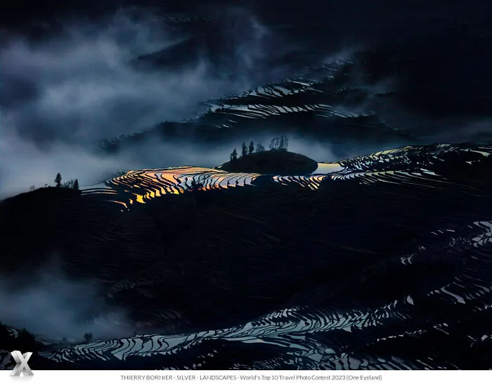 "Moody Light" By Thierry Bornier