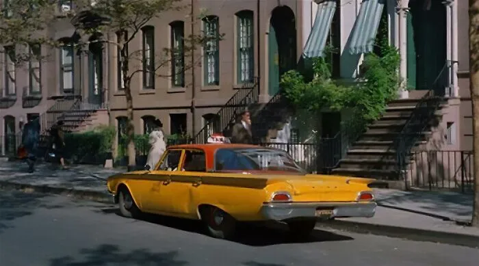 People Answer What Movies Get Wrong About America And Here’s 35 Of Their Spot-On Observations