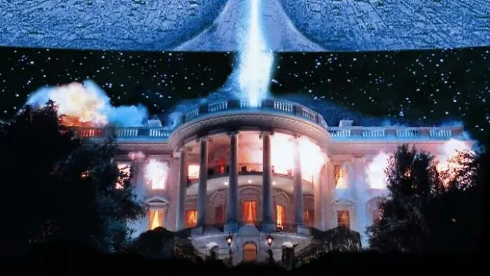 People Answer What Movies Get Wrong About America And Here’s 35 Of Their Spot-On Observations