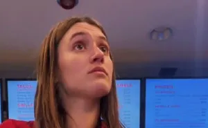 Guy Hitting On Gas Station Clerk Didn’t Know He Got Recorded, Gives Netizens The Heebie Jeebies