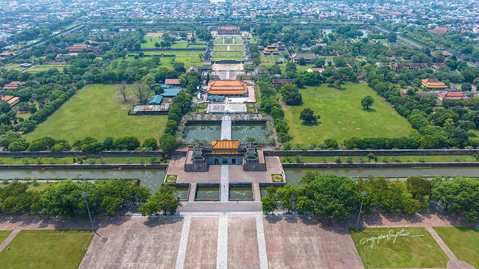 “Eternal Homes”: I Photographed Tombs In Vietnam From Above (39 Pics)