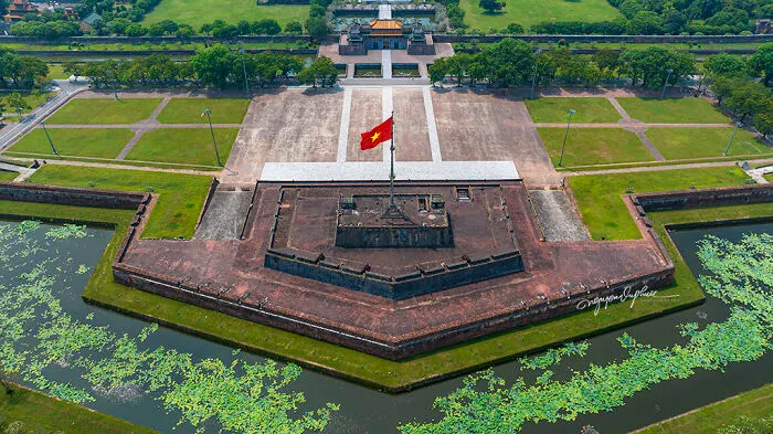 “Eternal Homes”: I Photographed Tombs In Vietnam From Above (39 Pics)