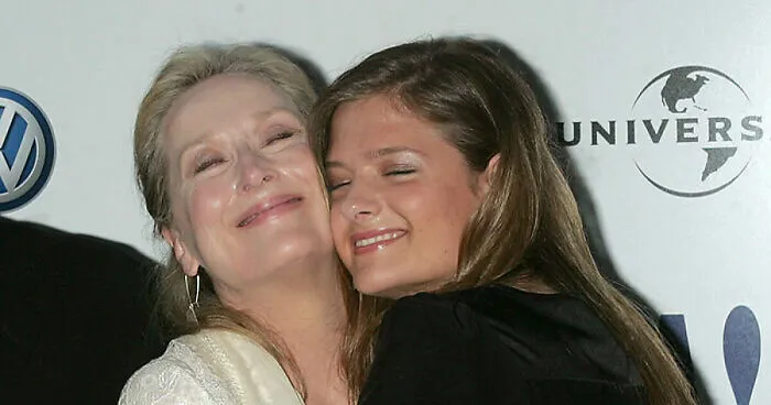 Meryl Streep’s Daughter Louisa Jacobson Gummer Comes Out As Queer, Introduces New Girlfriend