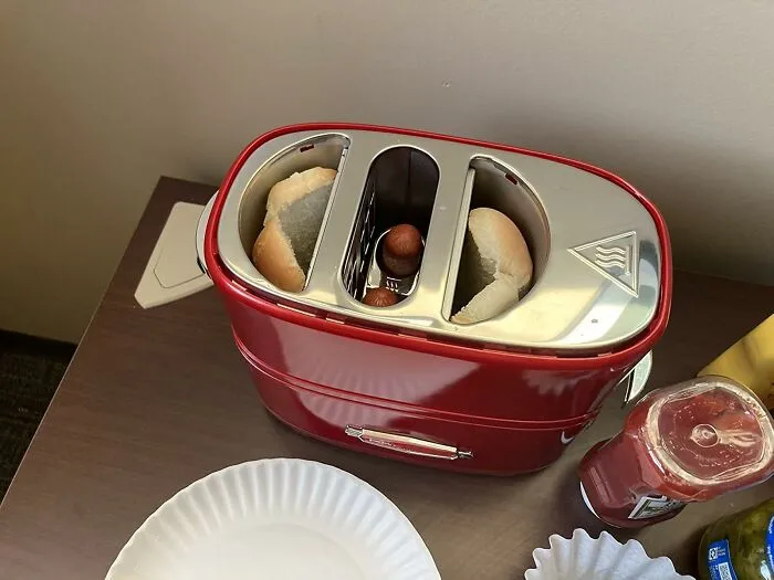 Upgrade Your Backyard BBQ With A <a Style="Display:inline;" Href="Https://Www.amazon.com/Nostalgia-Hdt600retrored-Pop-Up-Toaster-Retro/Dp/B005q8x6io?crid=192e4qd0gyupy&dib=eyj2ijoimsj9.ldwnpe49c_av9m75kv-A0gsp7rtiyscvjotxigdhglox5znscgaqkbk4b0nqcebccf-Sa8jnnikqmpzssgnxupfblqnq2jydhzqbsodakg1fzdagr6ak8l96x8kaczbx0pv7ec89lvxlxpeeqft5wtsgn3waod0jxl2tjt2xrru-Acg1xoki3b1bdejtgb00.vh02vntgtxsohpica5cbys8oddnqguuvmq70yeirk2g&dib_tag=se&keywords=hot%2bdog%2broller&qid=1719572964&sprefix=hot%2bdog%2broller%2caps%2c265&sr=8-35&th=1&linkcode=ll1&tag=bplemur-20&linkid=14d20fed82a01179707068fc23bdd567&language=en_us&ref_=as_li_ss_tl"_blank"><span Style="Font: Inherit; Color: #d74b1f;"> Hot Dog Warmer And Bun Toaster</Span>, The Ultimate Duo For Perfectly Grilled Hot Dogs And Toasty Buns This 4th Of July