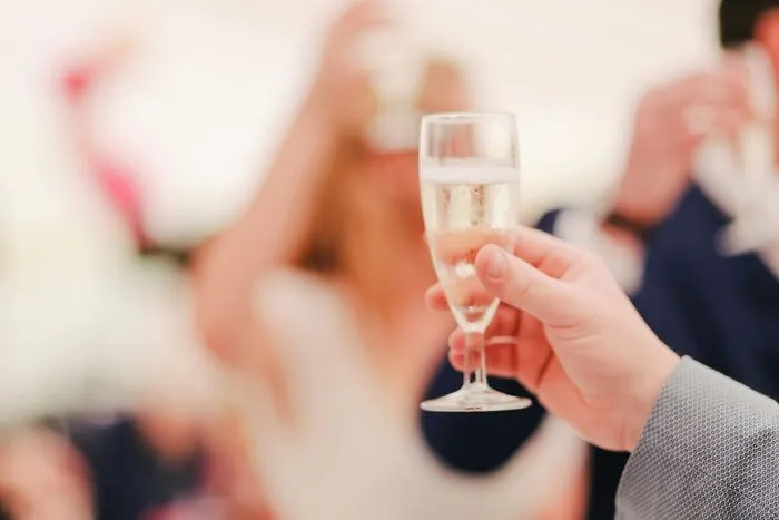 “What’s The Worst Thing You’ve Heard Someone Say While Giving A Wedding Toast?” (30 Answers)