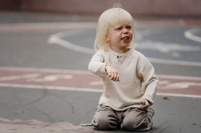 30 Harsh Facts About Having Kids That Many Aren't Even Aware Of, Shared By Disillusioned Parents