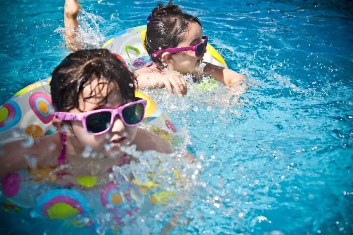 30 Harsh Facts About Having Kids That Many Aren't Even Aware Of, Shared By Disillusioned Parents