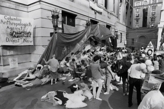 Students At Columbia University Calling For Divestment From South Africa (1984)