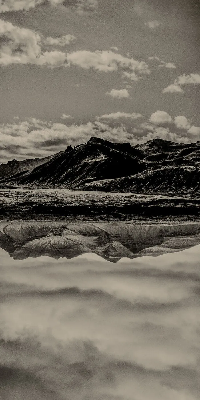 Exploring Iceland's Surreal Beauty: Attila Ataner's Dreamscapes (14 Pics)