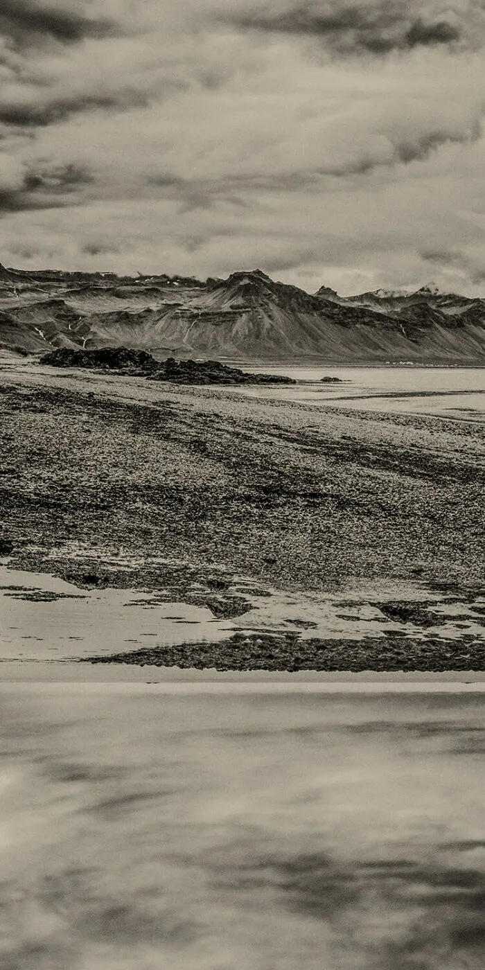 Exploring Iceland's Surreal Beauty: Attila Ataner's Dreamscapes (14 Pics)