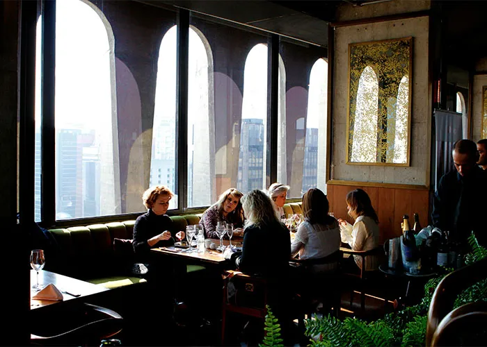 37 Red Flags Indicating You Should Immediately Leave The Restaurant