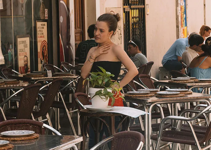 37 Red Flags Indicating You Should Immediately Leave The Restaurant