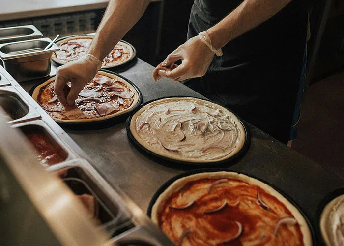 37 Red Flags Indicating You Should Immediately Leave The Restaurant