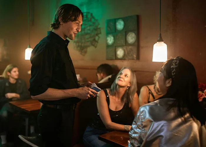 37 Red Flags Indicating You Should Immediately Leave The Restaurant