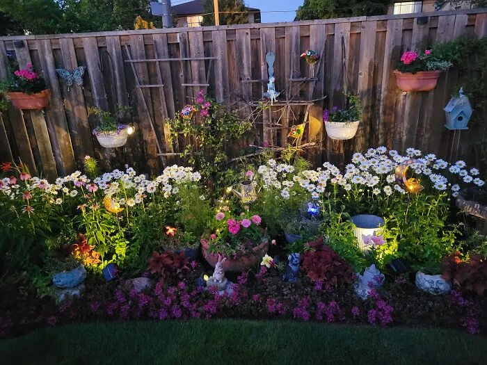 Flora's Garden