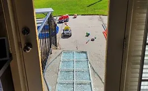 “What Could Go Wrong”: 50 Times People Had A Worse Day Than You While Trying To Clean Their Home (New Pics)