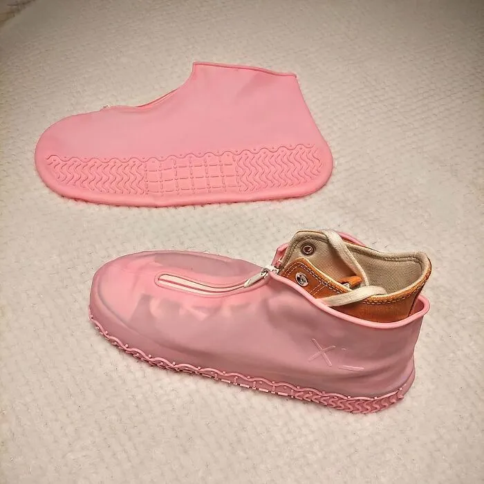 Splash Without Worry: <a Style="Display:inline;" Href="Https://Www.amazon.com/Shiwely-Waterproof-Overshoes-Resistant-Protection/Dp/B07vq7xgks?ascsubtag=srctok-40d708c3d61288ad&btn_ref=srctok-40d708c3d61288ad&crid=16u6ric0jdxs3&dib=eyj2ijoimsj9.mpzdml8bz6r-Njishtog_o0_raksjl51oqo3hkac6ghvnxiel5bn9ne_i7h4m-Vcll53kc2shuf4pm9lobt5pwinggkkwzptiutrx_iusntzkdiobsctb7rgg4bafyxigtpcccbow-Rwvp-H8_k3mambre-88di8auueozkut_-Lw3xo-Jbmqxcatepkx8qiskbhew6jbpwfwrvnvd-J4nsm5n1tdiposr2nluctvf3ji7hljgprbmht1x68hyi5a7hxn7ubi_hg3wgeeyc3j7k_wewzruzznjcu6w2fuei.-Aplxvvqxoset2sd8rlo2ntv9rpy-Ht3eng8y35-T6o&dib_tag=se&keywords=silicone%2bshoe%2bcovers&qid=1719993411&sprefix=silicon%2bshoe%2bcovers%2caps%2c99&sr=8-1-Spons&sp_csd=d2lkz2v0tmftzt1zcf9hdgy&th=1&linkcode=ll1&tag=bpcheetah-20&linkid=85d188735c5b3d09b78188becc514496&language=en_us&ref_=as_li_ss_tl" Target="_blank"><span Style="Font: Inherit; Color: #d74b1f;"> Waterproof Shoe Covers</Span> For Rainy Day Adventures