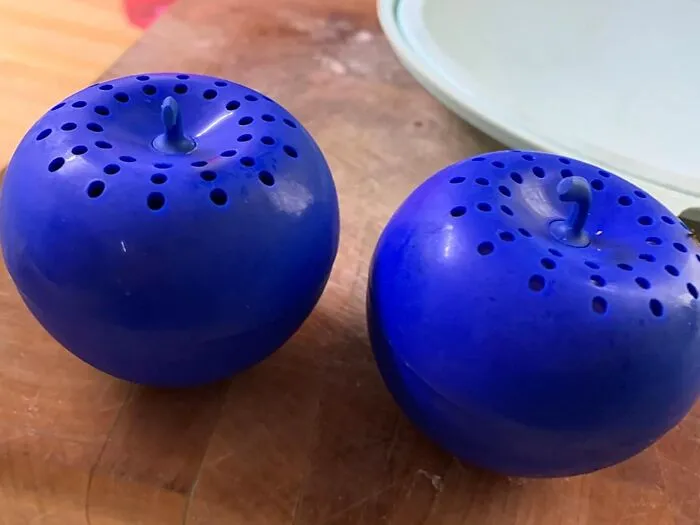 <a Style="Display:inline;" Href="Https://Www.amazon.com/Produce-Saver-Fruit-Fresh-Vegetables/Dp/B005w6drny?ie=utf8&linkcode=ll1&tag=bpstarfish-20&linkid=5d5ee75ca908c78d5d24133e9c0f5b70&language=en_us&ref_=as_li_ss_tl" Target="_blank"><span Style="Font: Inherit; Color: #d74b1f;"> Bluapple Produce Saver</Span>: Keep Your Fruits And Veggies Fresh, Crisp, And Delicious For Longer!