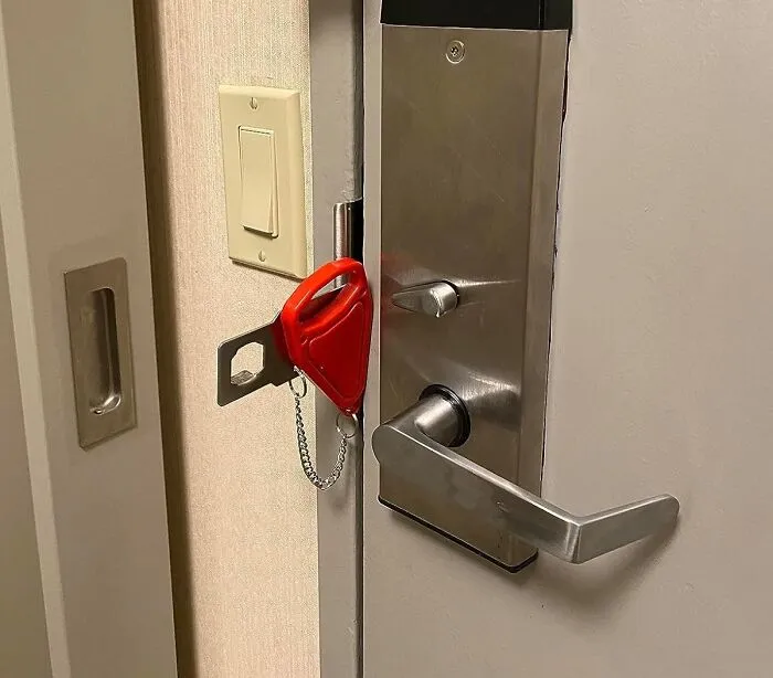 <a Style="Display:inline;" Href="Https://Www.amazon.com/Portable-Security-Additional-Traveling-Apartment/Dp/B08l7dnxt9?ie=utf8&linkcode=ll1&tag=bpemu-20&linkid=ad678146ef9bfccd3565590d17c0fb5f&language=en_us&ref_=as_li_ss_tl" Target="_blank"><span Style="Font: Inherit; Color: #d74b1f;"> Portable Door Lock</Span>: Add An Extra Layer Of Security To Your Hotel Room Or Airbnb