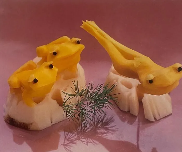 30 Hilariously Bizarre Vintage Food Pics That Prove People’s Creativity Had No Limits Back Then