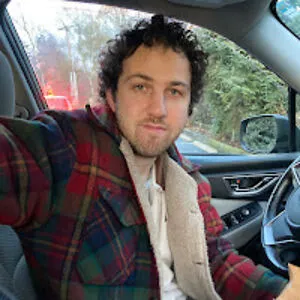Eli Tell