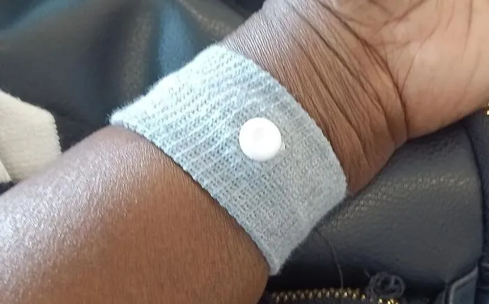 Conquer Motion Sickness Naturally With A <a Style="Display:inline;" Href="Https://Www.amazon.com/Lyjee-Sickness-Pregnant-Wristbands-Essentials/Dp/B0crh9n67n?ie=utf8&linkcode=ll1&tag=bpbeaver-20&linkid=c16815794cac262c6f32617171477700&language=en_us&ref_=as_li_ss_tl" Target="_blank"><span Style="Font: Inherit; Color: #d74b1f;"> Motion Sickness Relief Wristband</Span>