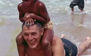 50 Curiosity-Inducing Historical Photographs (Best Of All Time)