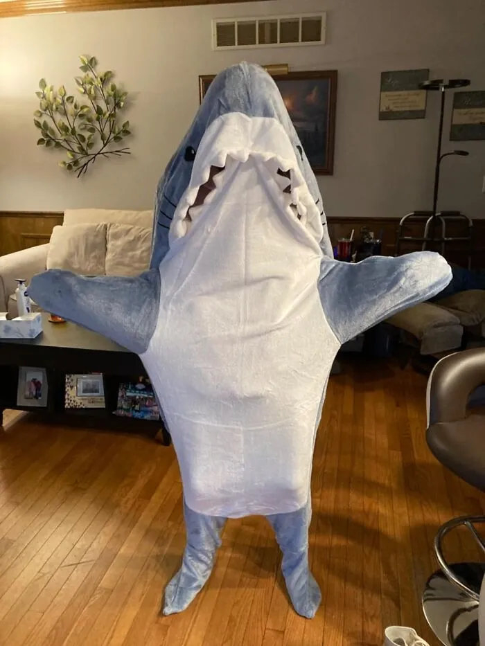 Forget About Adulting, This <a Style="Display:inline;" Href="Https://Www.amazon.com/Blanket-Hoodie-Wearable-Sleeping-Flannel/Dp/B0ch9twc91?ie=utf8&linkcode=ll1&tag=bphawk-20&linkid=fbf589962f151ee0b992468bb64e7309&language=en_us&ref_=as_li_ss_tl" Target="_blank"><span Style="Font: Inherit; Color: #d74b1f;"> Shark Blanket Hoodie Onesie</Span> Is Your Ticket To A World Of Cozy Chaos