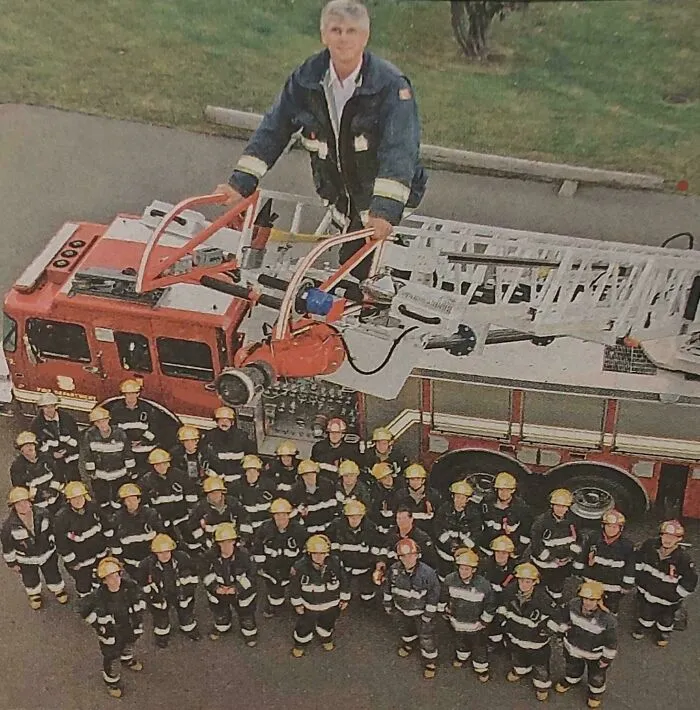 Retired Fire Chief Proudly Shows Off His 1:4 Scale Truck And Figures