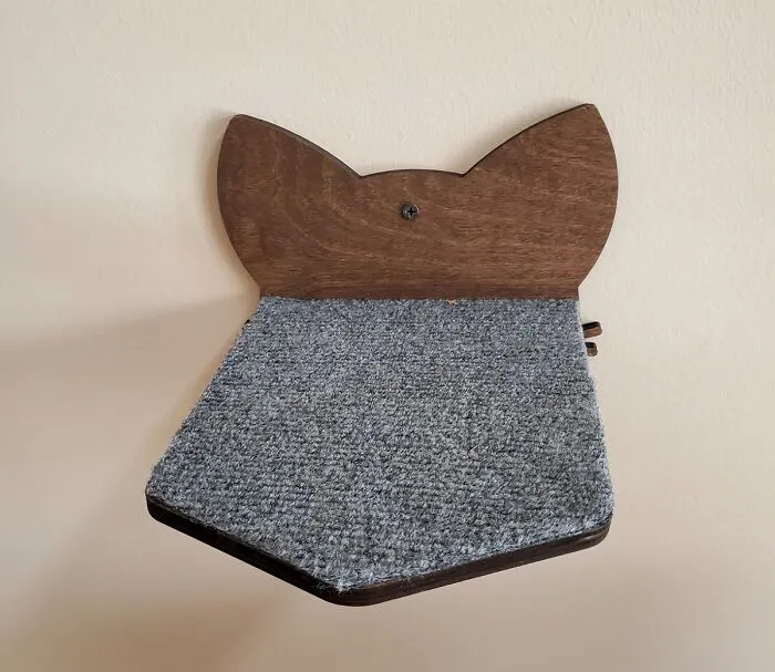 Don't Ditch Those Old Carpet Scraps! They're Surprisingly Versatile And Can Come In Handy For All Sorts Of DIY Projects And Repairs. Especially If You Use  <a Style="Display:inline;" Href="Https://Www.amazon.com/Nexus-Adhesive-12-Inch-Carpet-Floor/Dp/B01n5o4osv?crid=2zi7xabns0ccf&dib=eyj2ijoimsj9.mbifrwhgock7g8ufj0rydnuiw_2tha0r7xosol1yznuydxzhflflmyglit0ewuszrrnbllksqli1xh5oc3voscz1c6tgd1fiuso7zltfsllyn41s1joxuh5kc20sibj8khcgvl_nmqyevgpe4z3vsshbpfxdyybst3htckbavnbgcjyl35ydgemrqz_mv-Gapa4ydllsmoopovhptcw8vdpbv1qzn2aov6fu6fd-M-Foycv5f4d3zhq50pjjvcrbrsix28f6jym_et18lwufaisi0zg_rlze_emjdqhyuj0.vblzum3bqbeiwzagwrx8r9ekxxqd-Bq6y9kz7maki58&dib_tag=se&keywords=carpet%2bscraps&qid=1722332367&sprefix=carpet%2bscraps%2b%2caps%2c260&sr=8-5&th=1&linkcode=ll1&tag=bpjaguar-20&linkid=f6077705743a9d0a8e488ca14d6164ee&language=en_us&ref_=as_li_ss_tl" Target="_blank"><span Style="Font:inherit;color:#d74b1f;"> Self-Adhesive Carpet Tiles </Span> . Use Them To Protect Your Sawhorses, Cushion Your Knees While Fixing That Leaky Pipe, Or Even As A Makeshift Drop Cloth. It's A Free Way To Add Some Extra Padding And Protection Around The House.