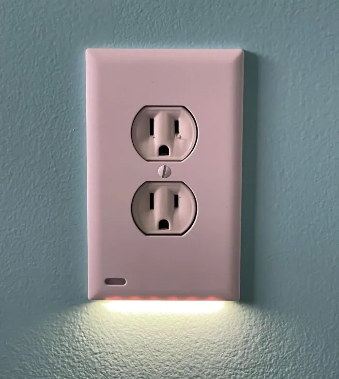 This <a Style="Display:inline;" Href=" Https://Www.amazon.com/Pack-Snappower-Guidelight-Electrical-Automatic/Dp/B0bqd1dhhw?ie=utf8&th=1&linkcode=ll1&tag=bpcobra-20&linkid=fc0ed753b329a14948a5bf0b32b080f8&language=en_us&ref_=as_li_ss_tl" Target="_blank"><span Style="Font: Inherit; Color: #d74b1f;"> Snappower Guidelight</Span> Is The "Lightbulb Moment" Your Dark Hallways And Bathrooms Have Been Waiting For