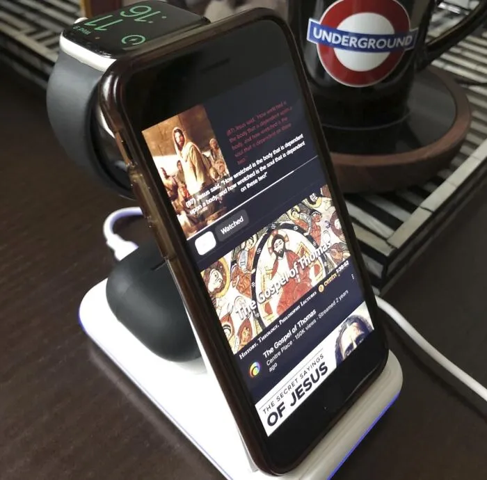 "When I go to bed, I plug my phone in across the room and then lay down in bed. Sometimes I read, but I just hard cut the late night scrolling and just go to bed. An extra 20 minutes of sleep makes a big difference every night" - <span Style="Font:inherit;color:#808080"> 2020Hills</Span>