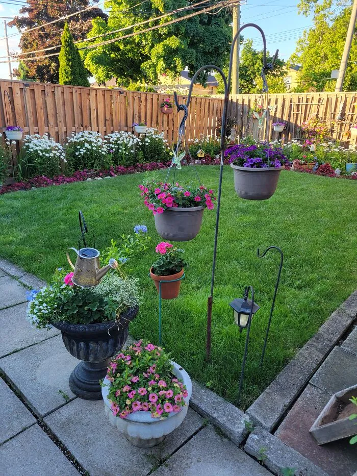 Flora's Garden