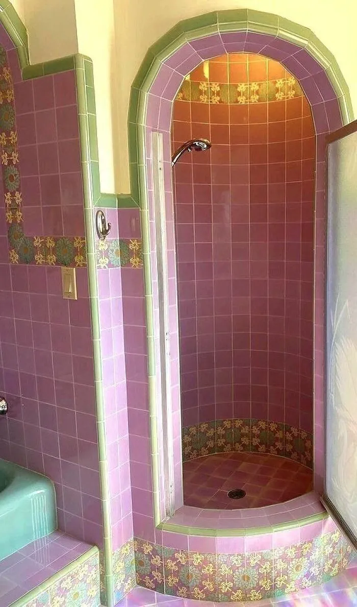 Groovy Vibes: 30 Fun And Funky Pictures Of Vintage Bathroom Aesthetics To Take You Back In Time
