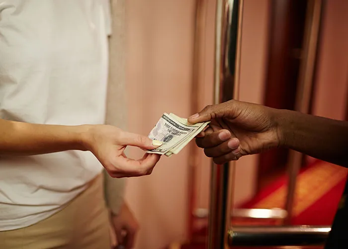 “I Can’t Believe This Really Happened”: 35 Of The Wildest Stories From Pizza Delivery Guys