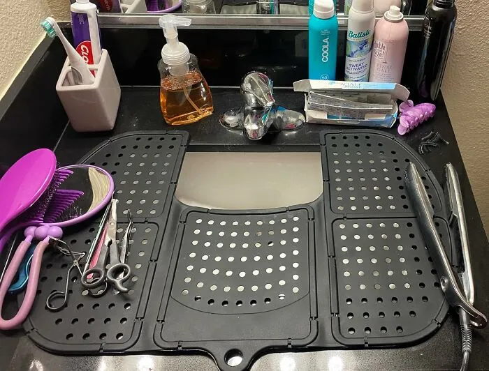 From Hair Styling To Makeup Application: <a Style="Display:inline;" Href="Https://Www.amazon.com/Sandscreen-Removal-Talc-Free-Friendly-Fresh/Dp/B08y7d2hrb?crid=1v3uas3ewktjq&dib=eyj2ijoimsj9.9pxa3pha-Il4a-R1gklk8mudgdefnneuji59urelrk4jlrzg5_sy0tkhsxvo2say86ga6mypkqefn9ha7ylufc7l_spqtotb9bcc5gctapavrq0ccxrgf216t2aaphcfvsdckzx1l4fmbok50bzm-Wjz5dsndqxq2oujxi_3wxrl23bhwv6xebkwihqsg-Atx-Vvgejzh8bwraa_v_oeam4cexy0_6c2q68yh8n0yv324enilg1gnaj3gi4jqgjsole0olqg_ey84efkpduujdiol373hpvz-80qcuyczqk.obbtkwijdkt5n0i9o8-Sgsgm3iuculikvjxvgfwnkki&dib_tag=se&keywords=sandscreen&qid=1719988035&sprefix=sunscreee%2caps%2c189&sr=8-2&th=1&linkcode=ll1&tag=bpboar-20&linkid=79aeb84c2135ecc6e5f6082cbb988191&language=en_us&ref_=as_li_ss_tl" Target="_blank"><span Style="Font: Inherit; Color: #d74b1f;"> Sink Topper Foldable Sink Cover</Span> Provides A Heat-Resistant Surface And Extra Storage