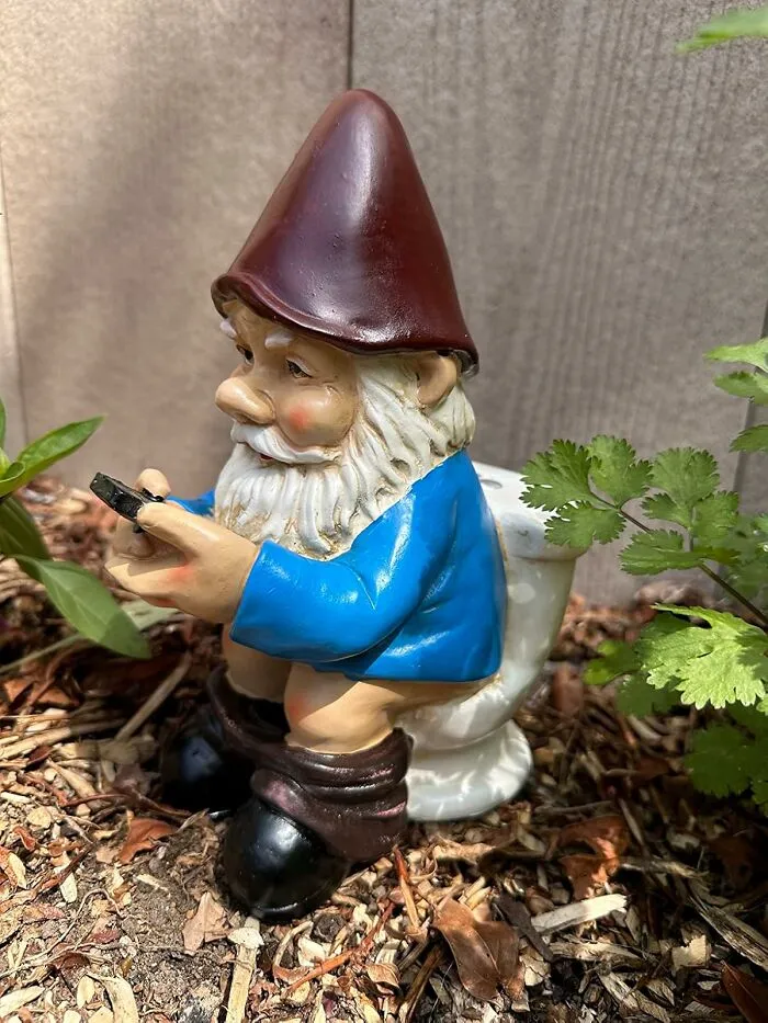 This <a Style="Display:inline;" Href="Https://Www.amazon.com/Sunnydaze-Garden-Throne-Reading-Decoration/Dp/B00var496i?crid=3gpkiiuca5iiy&dib=eyj2ijoimsj9.mtohuy3x9y1m88nx73eybkruk11rh2ioh601dvazyor94_d4borunioa0t9xgf1tfjm98ygfe3uhaxxijlbfmh58lzjkocrnefgz-Vpjllxy7zcwesouzbxtwe0t5tcncy2obw_pznnaubfq4enzmg2lxah7kso3__vmhthnlro3cdgcqlps_b7i9yi7w0dy-_65rusv3qdgqlmpns2abupujot4z4biqbriysbigwdg5ktymam3-Lnhazkhaqbt9ms59i7frb710k8hgckiqsnjepzr1dgakkutmahsba8.moyqehsjemjw9xye3fnvumn4xermyzg2ltrt1c-Veto&dib_tag=se&keywords=garden&qid=1721135771&sprefix=garden%2caps%2c196&sr=8-30&linkcode=ll1&tag=bpowl-20&linkid=05e36fc6ca11eb1c76e6d965c3d9c0bc&language=en_us&ref_=as_li_ss_tl" Target="_blank"><span Style="Font: Inherit; Color: #d74b1f;"> Cody The Garden Gnome</Span> Is The Cheeky Reminder That Even Gnomes Need Their "Me Time" (And A Good Scroll)