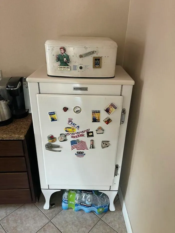 This Is A General Electric Refrigerator That We Use In My 1910 Office Kitchen. Probably Built In The 1930’s. It Works Great