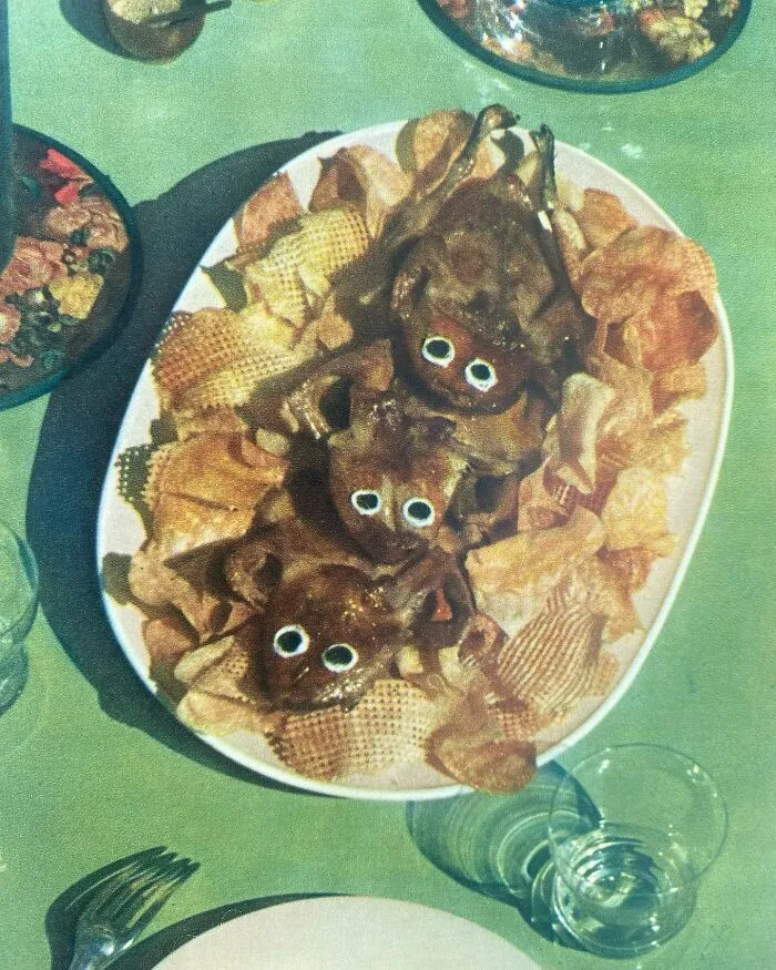 30 Hilariously Bizarre Vintage Food Pics That Prove People’s Creativity Had No Limits Back Then