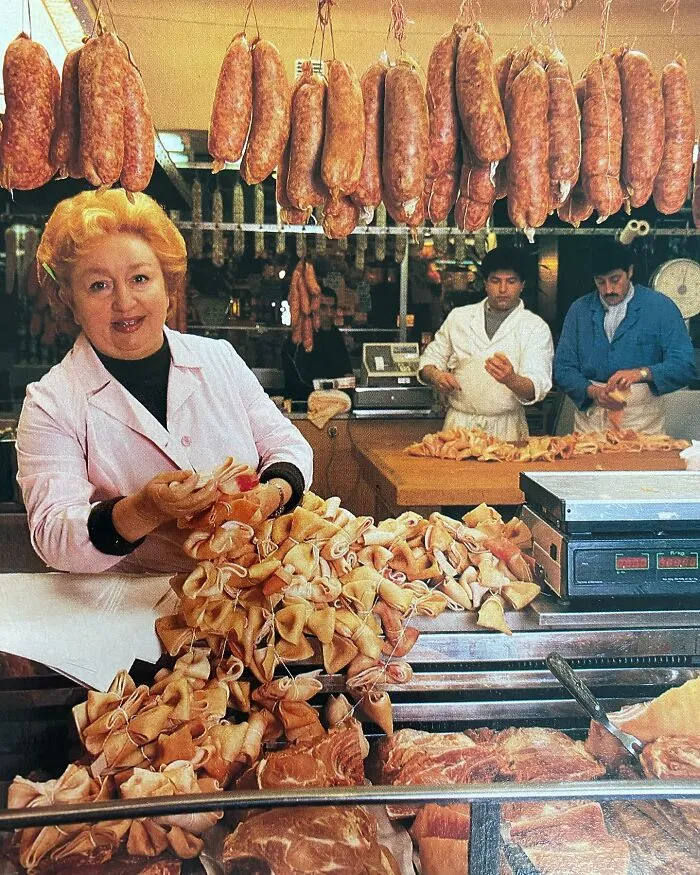 30 Hilariously Bizarre Vintage Food Pics That Prove People’s Creativity Had No Limits Back Then